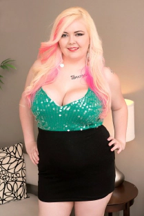 Suzumi Wilder's Nude Picture